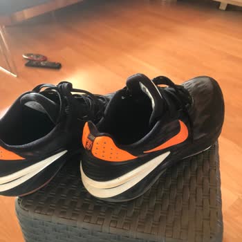 Korupark Koray Spor Kalitesiz Bir Mağaza