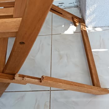 Koçtaş Janome Masa Ve Sandalye Seti Kusurlu Ve Hatalı Ürün