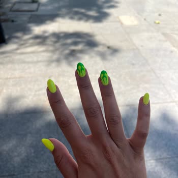 Kirpiks Beauty Home Kirpiks Cadde Jel Tırnak Ve Nail Art