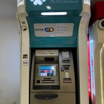 Halkbank ATM'si Paramı Yuttu!