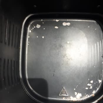 Hepsiburada Sitesinden İç Kaplamaları Dökülen 3 Aylık Yui M30 Airfryer