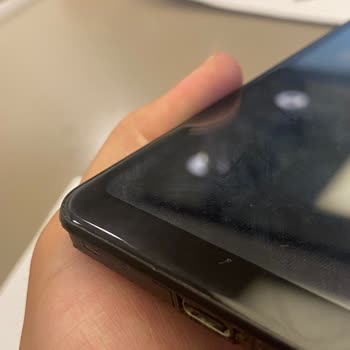 Reeder Sıfır Diye Kullanılmış Telefon Satıldı.