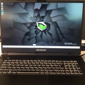 Monster Notebook Verilerimi Benden Habersiz Sildi Format Attı.