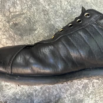 Camper Pelotas Dikişlerinin Atması