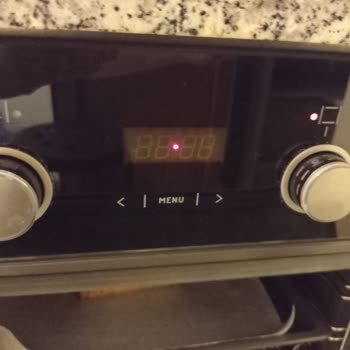 Silverline Fırın Elektrik Kesilip Gelince Çalışmıyor Fabrika Hatası