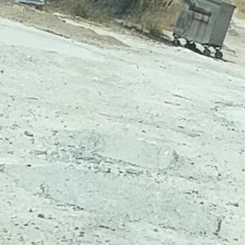 İzmir Büyükşehir Belediyesi Dikili Çandarlı Mavikent Sitesi Yol Sorunu Ve Çöp Sorunu