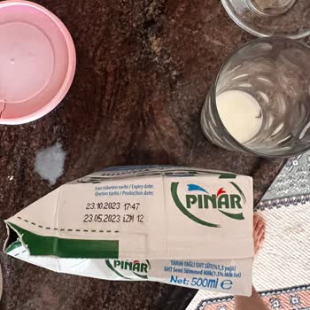 Pınar Marka Sütten Çıkan İlginç Cisimler