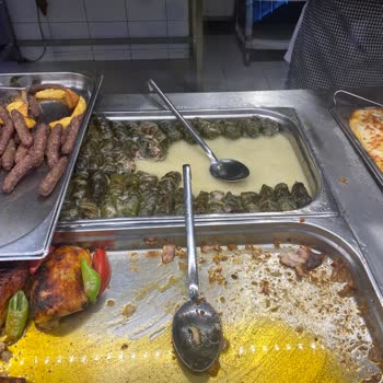 Sele Restaurant (Ankara) Çiğ Pazı Sarması