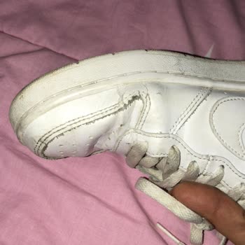 In Street Nike Markalı Ayakkabı Kalitesizliği