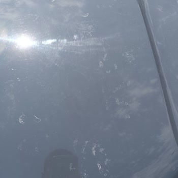 Otonubil Araçta Çizik Ve Kuş Pislikleri Bulunan 2021 Model Araç