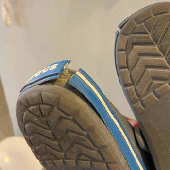 Migros’larda Satılan Crocs Terlik Orijinal Ürün Mü?