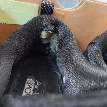 Skechers Üretim Hatası Olan Ürünün Değiştirilmemesi