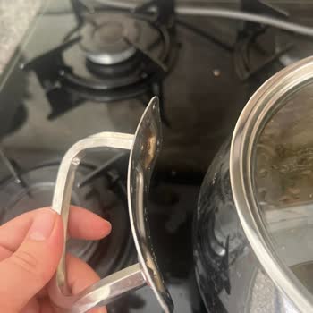 Karaca Züccaciye Tencere Kalitesiz Çizildi