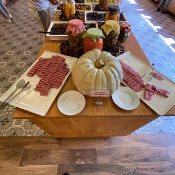 Flamingo Köy Kahvaltısı Yazıldığı Gibi Değil Yetersiz Hizmet Sıfır