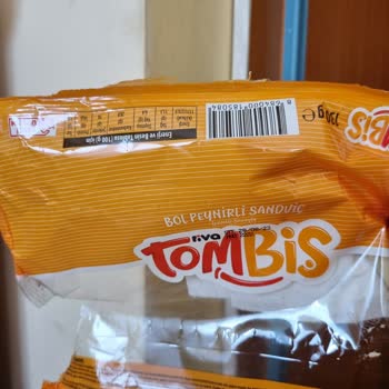 BİM Market Tombiş Sandviç SKT' Ye 6 Gün Varken Buzdolabında Küflenmiş
