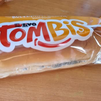 BİM Market Tombiş Sandviç SKT' Ye 6 Gün Varken Buzdolabında Küflenmiş