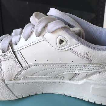 Puma Spor Ayakkabısındaki Derinin Kısa Sürede Çatlaması