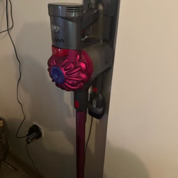 Dyson V7 Süpürge Garantisi Bitti Bataryası Bitti
