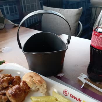 Tavuk Dünyası Ekmek Neden 2 Den Fazla Gelmiyor.?