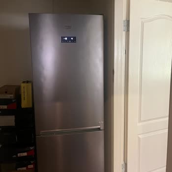 Beko Buzdolabı Kapağında Oluşan Göçükler