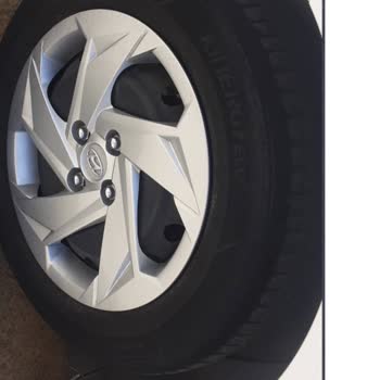 Enterprise Rent A Car Araç Tekerlekleri Ve Frenleri Kötü Veriliyor