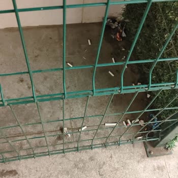 Marmaray Pendik Marmarayda Sigara İçilmesi