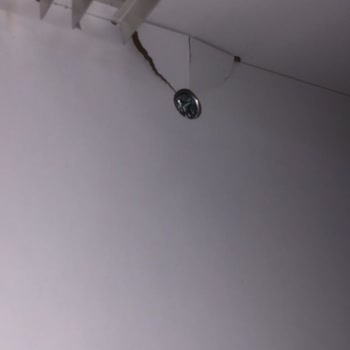 Karacan Avm - Evsenin Mobilya Ürün Ve Satış Danışmanı Sorunu