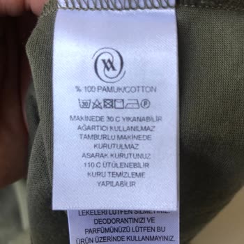 Vakko Tshirt Kol Altı Lekeleri