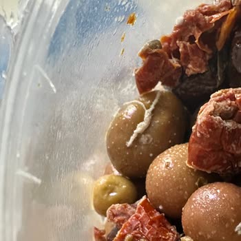 Nermin Hanım Zeytinliği - Bozuk Zeytin