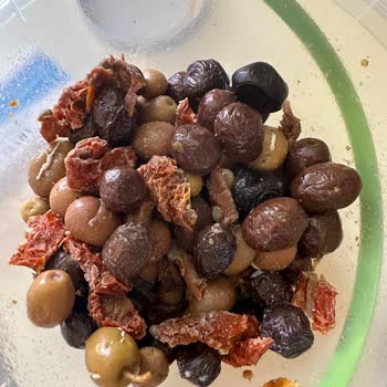 Nermin Hanım Zeytinliği - Bozuk Zeytin