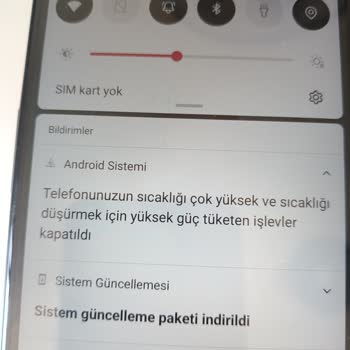 Media Markt Telefon 6 Kere Servise Gitti 6 Kere Yazılım Güncelleyip Gönderdiler.