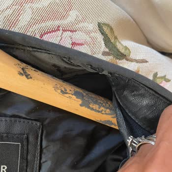 Pull And Bear Kendini İmha Eden Suni Deri