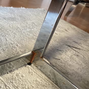 Engince Yaşam Alanları Defolu Mobilya Gönderimi Yaptı Ve Oyalayan Servisi Var