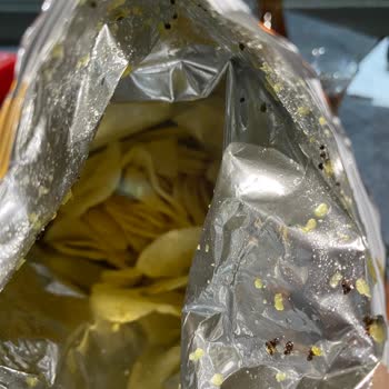 Lays Cipsinden Karınca Çıktı