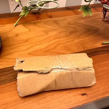 Trendyol Arkasında Durduğu Görseldekinden Farklı Gelen Ürün