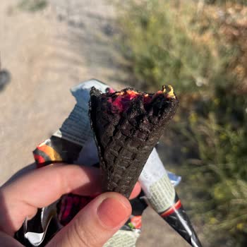 Cornetto Kornet Kısmı Kağıt Gibi