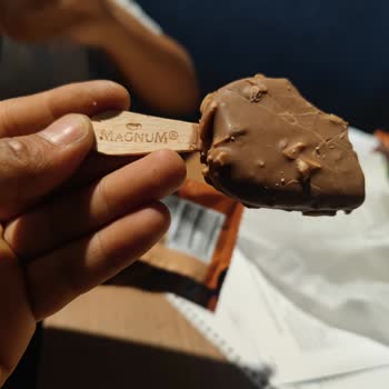 Magnum Dondurma Yarım Çıktı