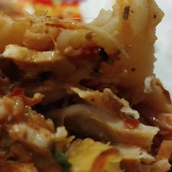 Maxidos Döner Yemeğimden Tavuk Tüyü Çıktı