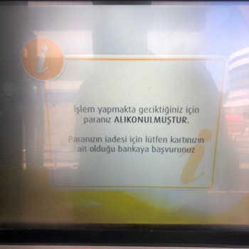 Halkbank Ortak ATM'nin Parama Alıkonulması İşleminin Süre Merakı