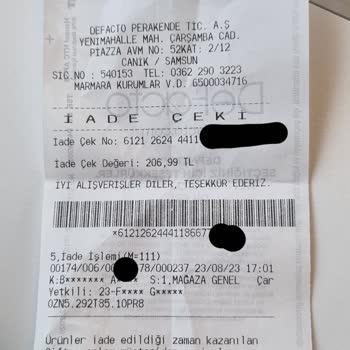 DeFacto Sorumsuz Çalışan İade Vermek Yerine Çek Bastı