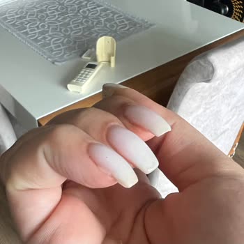 Rosse Moos Beauty Protez Tırnak Mağduriyeti