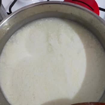 BİM Bozuk Süt Satışı