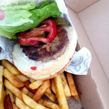 Ercan Burger Kötü Menü Kötü Ürün