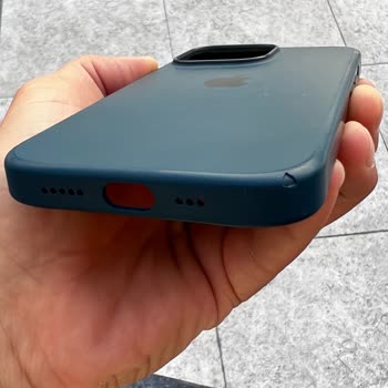 Apple Orijinal Ürünü Olan İphone 13 Pro Silikon Kılıf