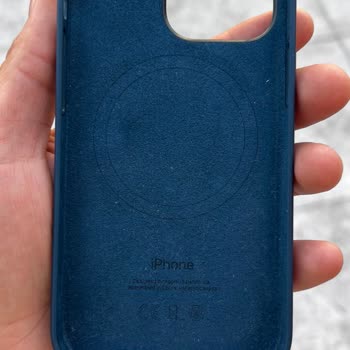 Apple Orijinal Ürünü Olan İphone 13 Pro Silikon Kılıf