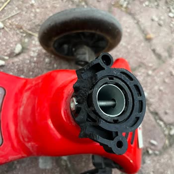 Pilsan Scooter Plastiği Kırıldı