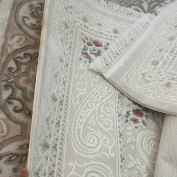 İnci Halı Halılar Kirli Olduğu Gibi