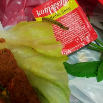 Komagene Yiyecekten İstenmeyen Ürün Çıktı