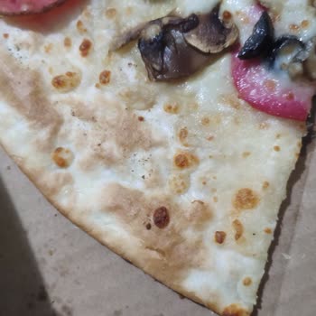 Yemeksepeti PizzaLazza Müşteriyi Yanıltan Sipariş!