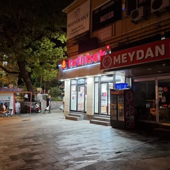 Tatlıbak 21:50'de Gittim Kapanmasına 10 Dakika Vardı İçeri Almadı